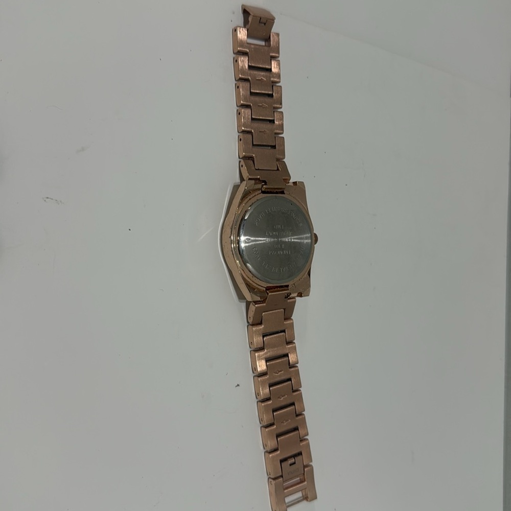 Beautiful Watch!!! - Picture 4 of 4